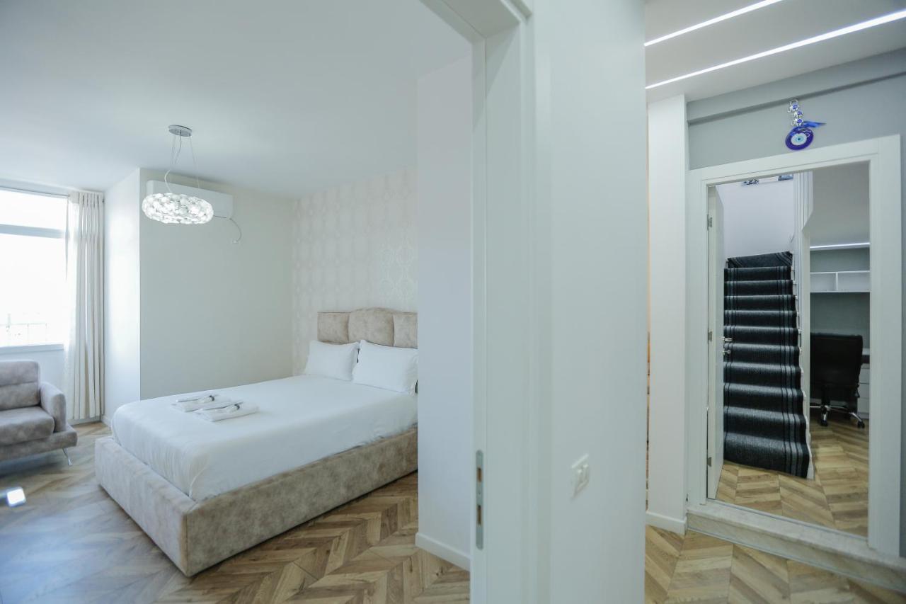 Miku Apartments-Luxury City View At Wilson Square 地拉那 外观 照片