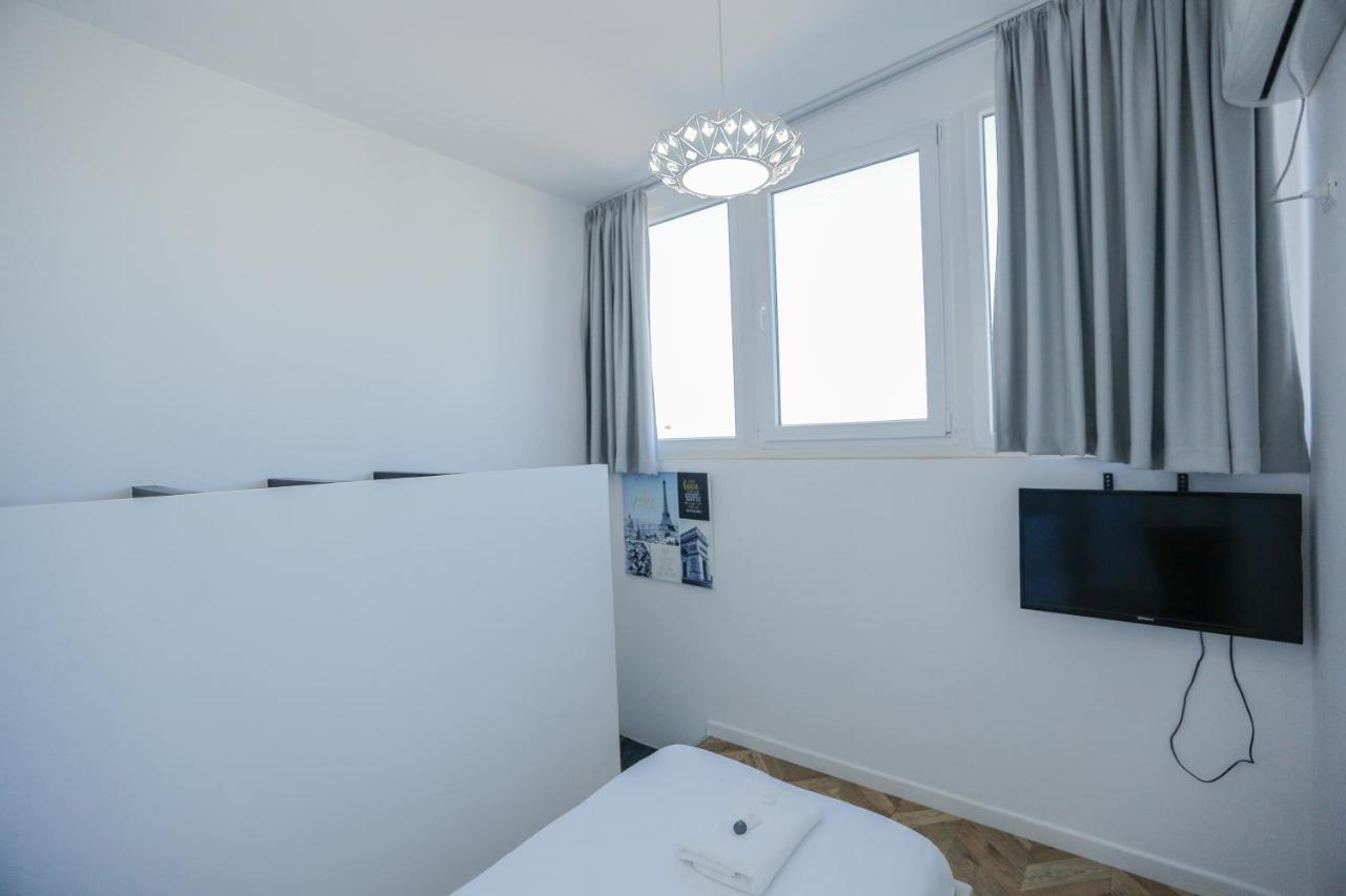 Miku Apartments-Luxury City View At Wilson Square 地拉那 外观 照片