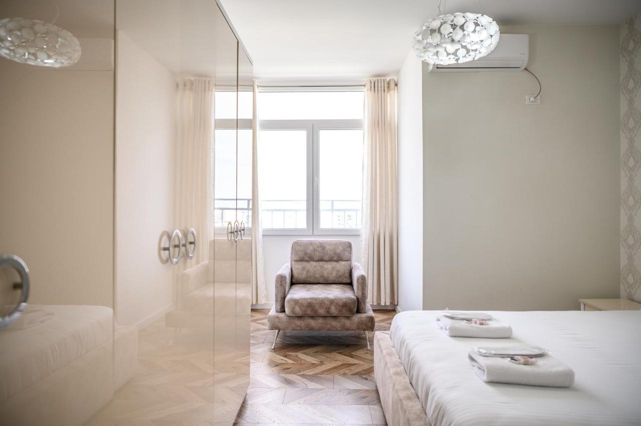 Miku Apartments-Luxury City View At Wilson Square 地拉那 外观 照片