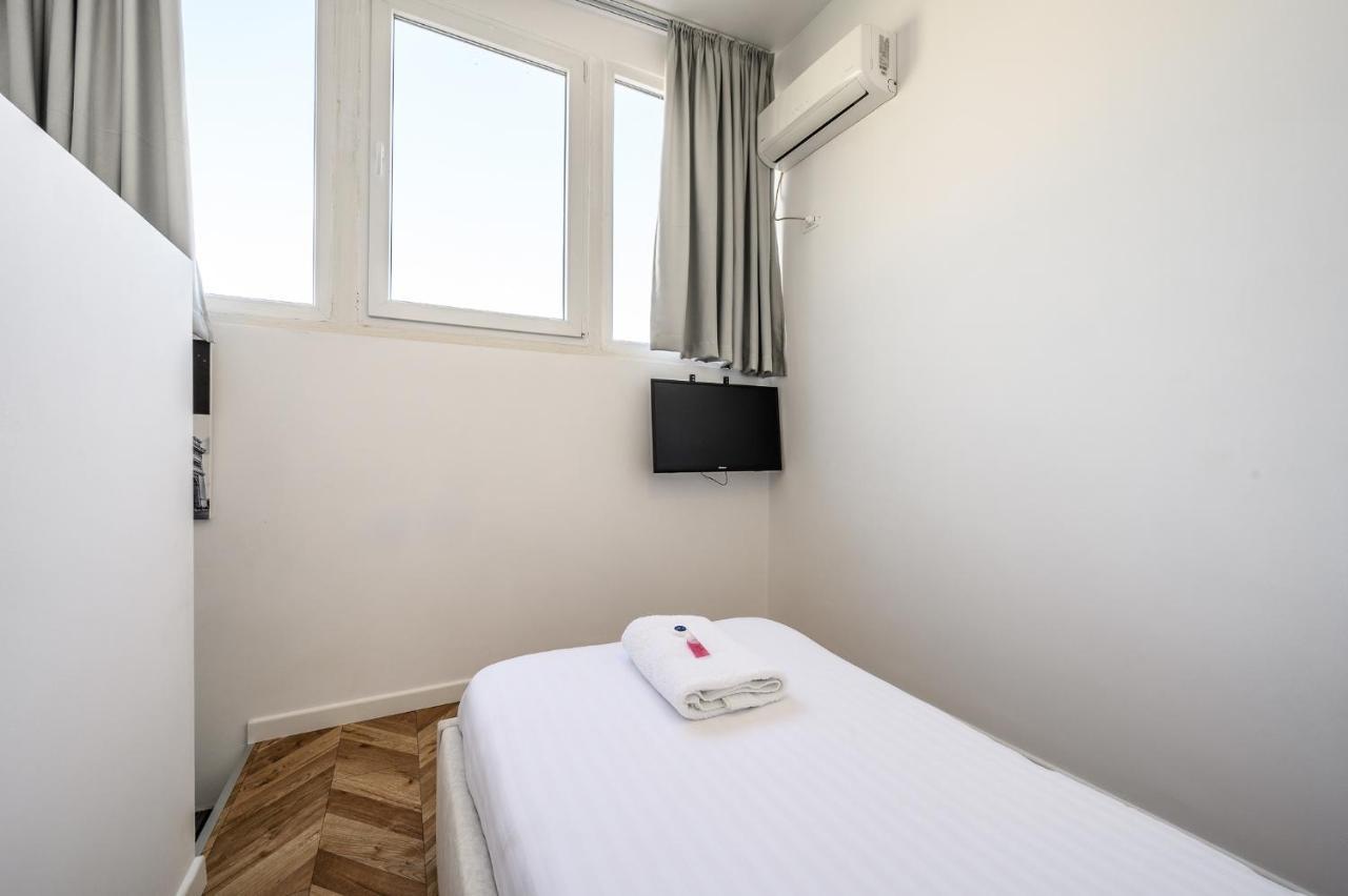 Miku Apartments-Luxury City View At Wilson Square 地拉那 外观 照片