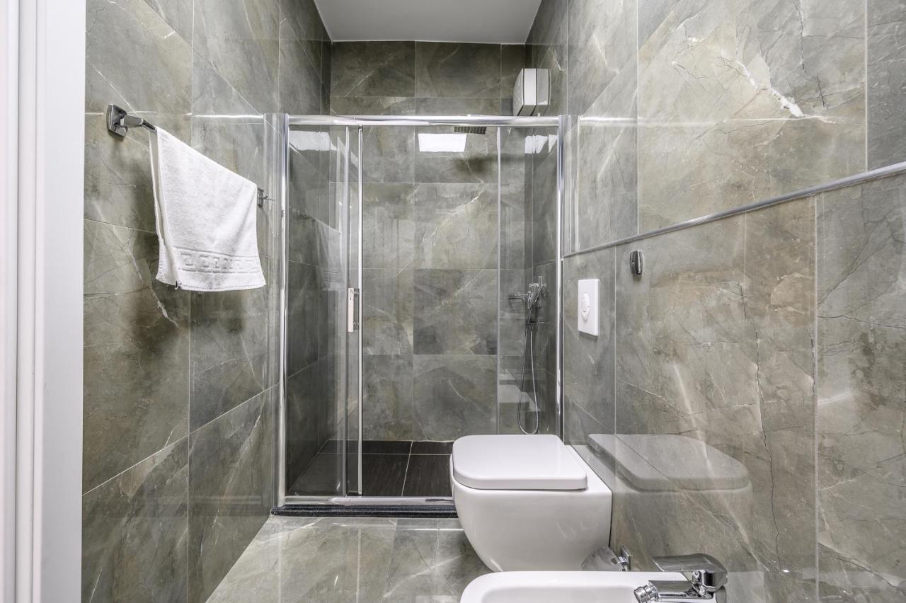 Miku Apartments-Luxury City View At Wilson Square 地拉那 外观 照片
