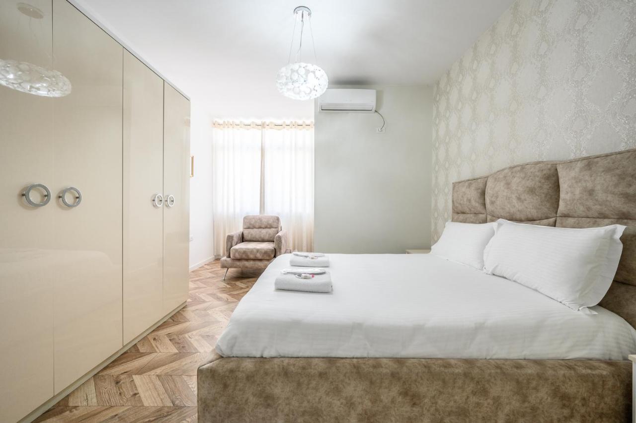 Miku Apartments-Luxury City View At Wilson Square 地拉那 外观 照片